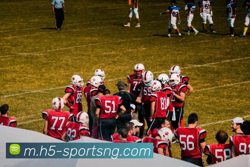 杨瀚森在比赛中表现不佳被库明加隔扣三分球失准仅得1分正负值惨淡11